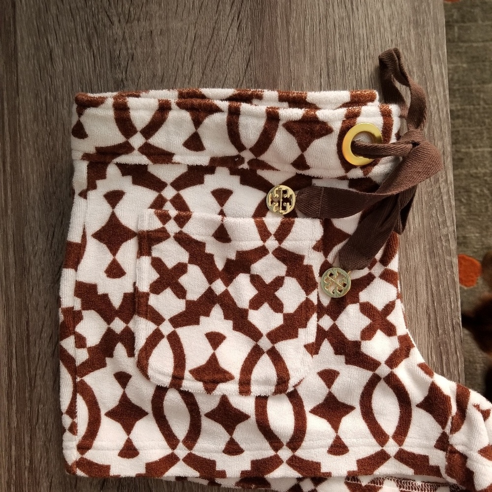 Tory Burch mid rise print short